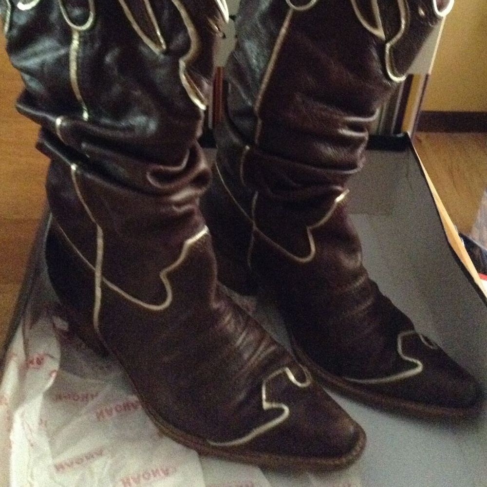 Naona Western Brown Leather Boots   Size 8